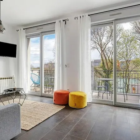 Havre De Paix Pour 4, Clim Et Balcon, *